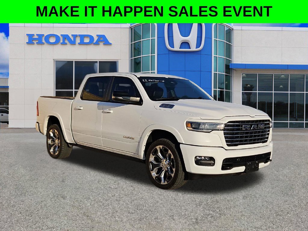 Used 2026 RAM 1500 Laramie AWD/4WD image 16