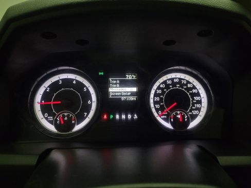 Used 2018 RAM 1500 Tradesman w/ Chrome Appearance Group RWD image 23