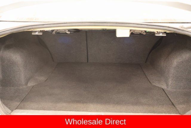 Used 2012 Subaru Legacy 2.5i Premium AWD/4WD image 22
