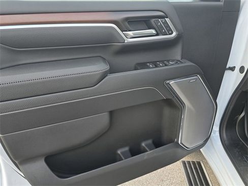 New 2026 GMC Sierra 2500 Denali w/ Denali Reserve Package image 18