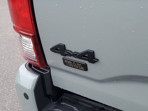 Used 2023 Toyota Tacoma 4x4 Double Cab w/ Trail Edition image 7