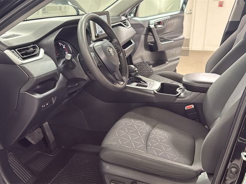 Used 2024 Toyota RAV4 XLE image 12