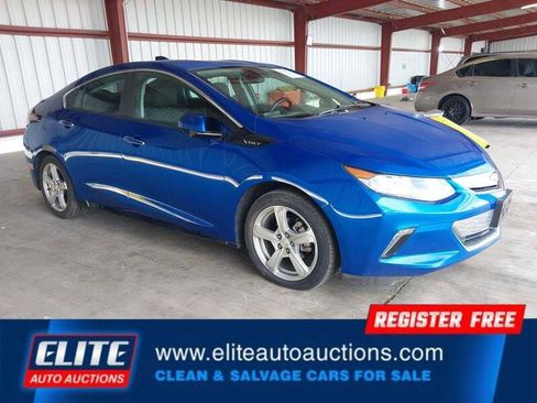 Used 2017 Chevrolet Volt LT w/ Comfort Package FWD image 2