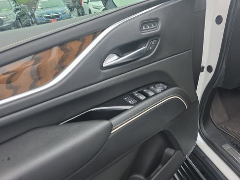 Used 2024 Cadillac Escalade Premium Luxury Platinum w/ LPO, Floor Liner Package AWD/4WD image 21