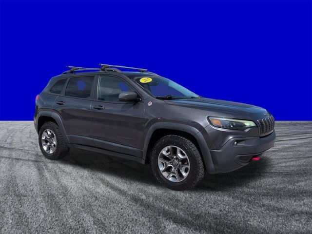 Used 2019 Jeep Cherokee Trailhawk AWD/4WD image 2