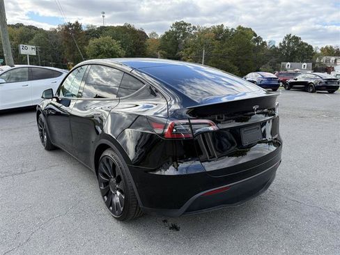 Used 2022 Tesla Model Y Performance AWD/4WD image 3