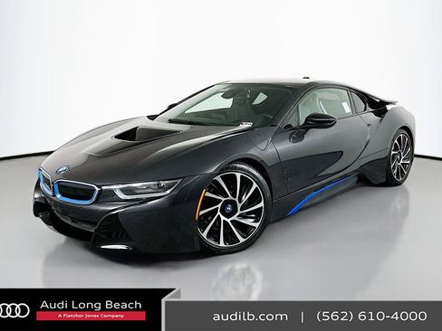 Used 2015 BMW i8 image 1