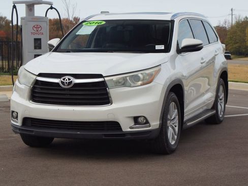 Used 2016 Toyota Highlander Limited image 17