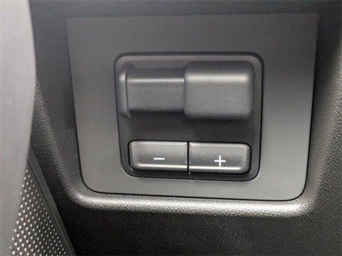 New 2025 GMC Canyon Elevation w/ Convenience Package image 27