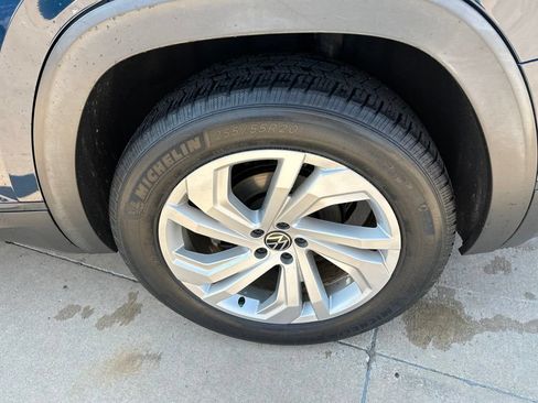 Used 2021 Volkswagen Atlas SE FWD image 9
