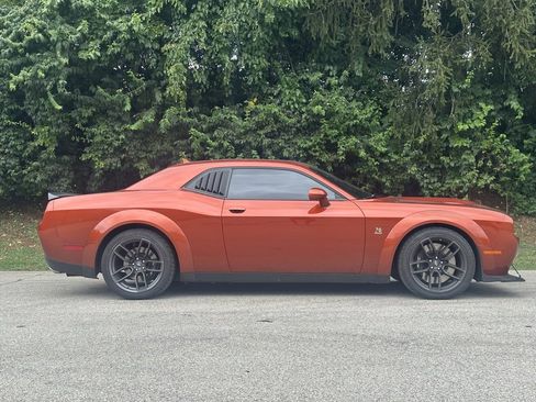 Used 2021 Dodge Challenger R/T Scat Pack image 3