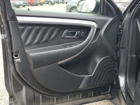 Certified 2018 Ford Taurus SEL FWD image 8