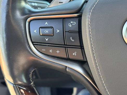 Used 2021 Lexus LS 500 w/ Luxury Package image 30