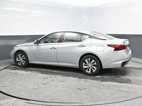 Used 2021 Nissan Altima 2.5 S image 4