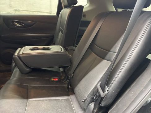 Used 2017 Nissan Rogue SL w/ SL Premium Package image 7