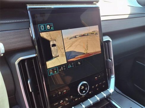 Used 2024 GMC Acadia Denali w/ Super Cruise Package image 59