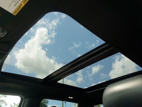 Certified 2019 Ford F450 Platinum w/ Platinum Ultimate Package AWD/4WD image 9