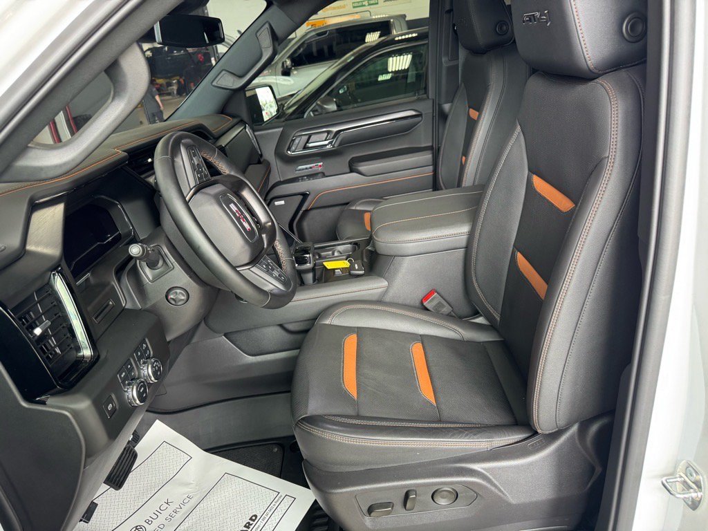 Used 2024 GMC Sierra 1500 AT4 w/ AT4 Premium Package AWD/4WD image 20