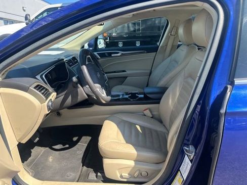 Used 2016 Ford Fusion SE w/ Equipment Group 202A AWD/4WD image 6