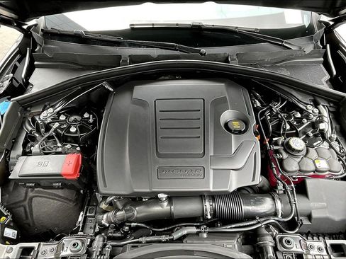 New 2026 Jaguar F-PACE R-Dynamic S image 11