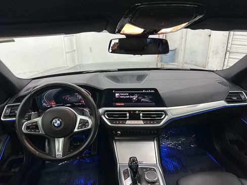 Used 2021 BMW 330i Sedan w/ M Sport Package image 23