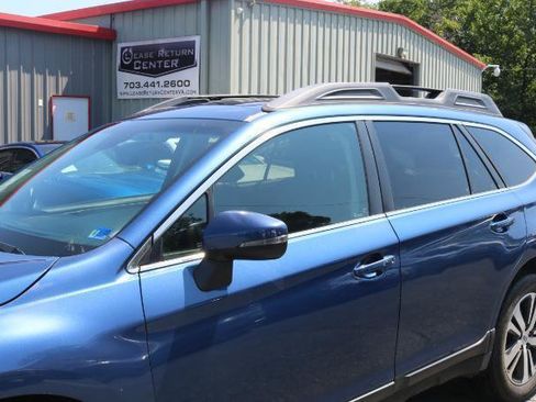 Used 2019 Subaru Outback 2.5i Limited AWD/4WD image 4