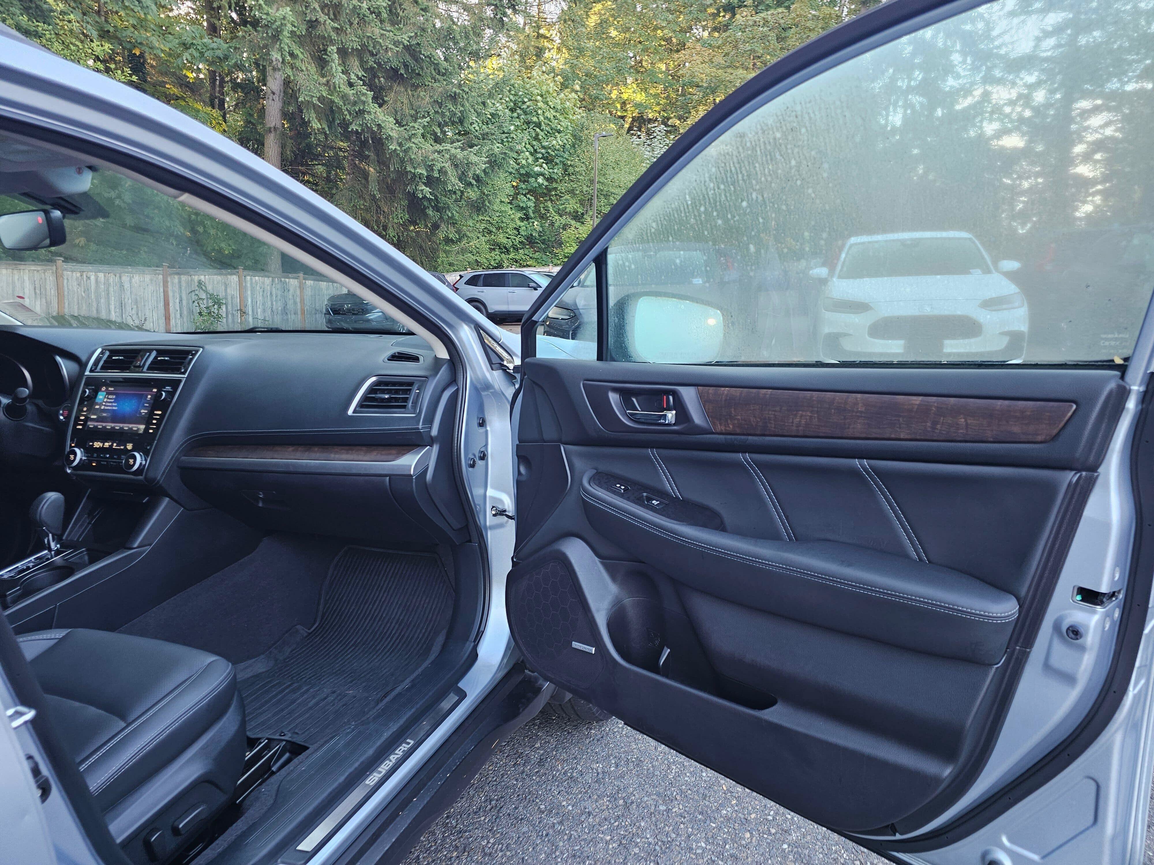 Used 2019 Subaru Outback 2.5i Limited w/ Popular Package #2 AWD/4WD image 12