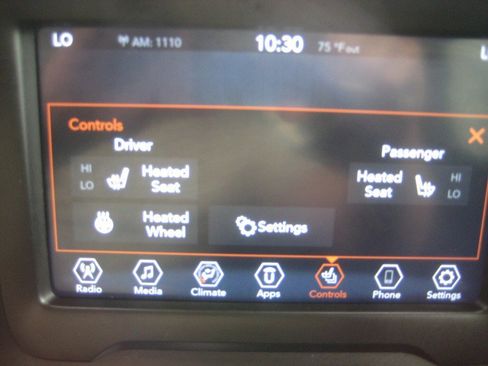 Used 2021 Jeep Renegade Latitude w/ Convenience Group image 23