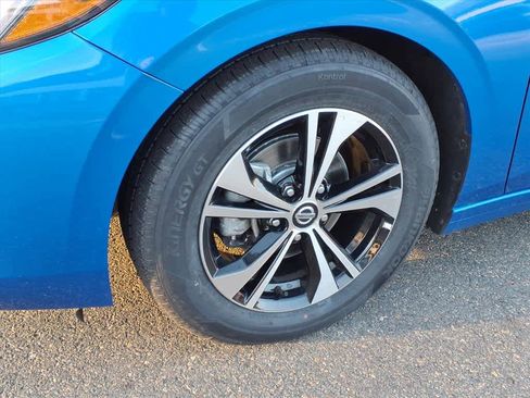 Certified 2023 Nissan Sentra SV image 7