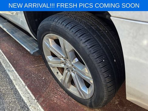 Used 2016 Chevrolet Tahoe LTZ RWD image 3