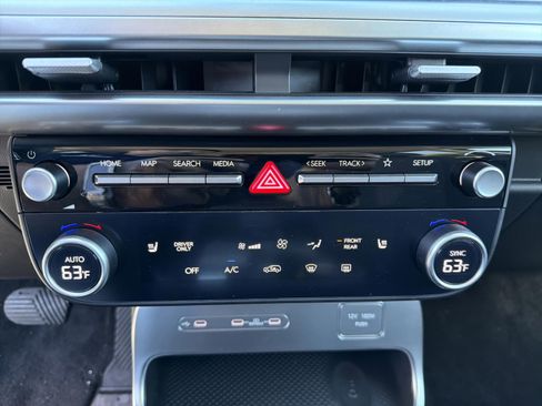 New 2026 Hyundai Ioniq 9 SE AWD/4WD image 10