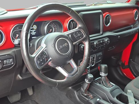 Used 2019 Jeep Wrangler Unlimited Rubicon AWD/4WD image 16