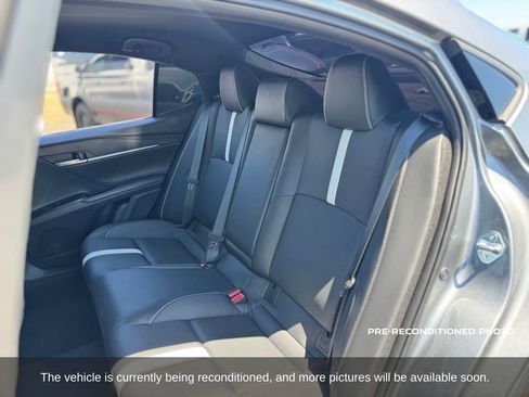 Used 2025 Toyota Camry SE w/ Convenience Package FWD image 12