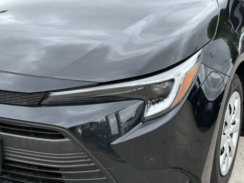Used 2024 Toyota Corolla LE image 11