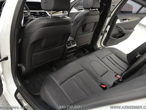 Used 2020 BMW 530e image 25