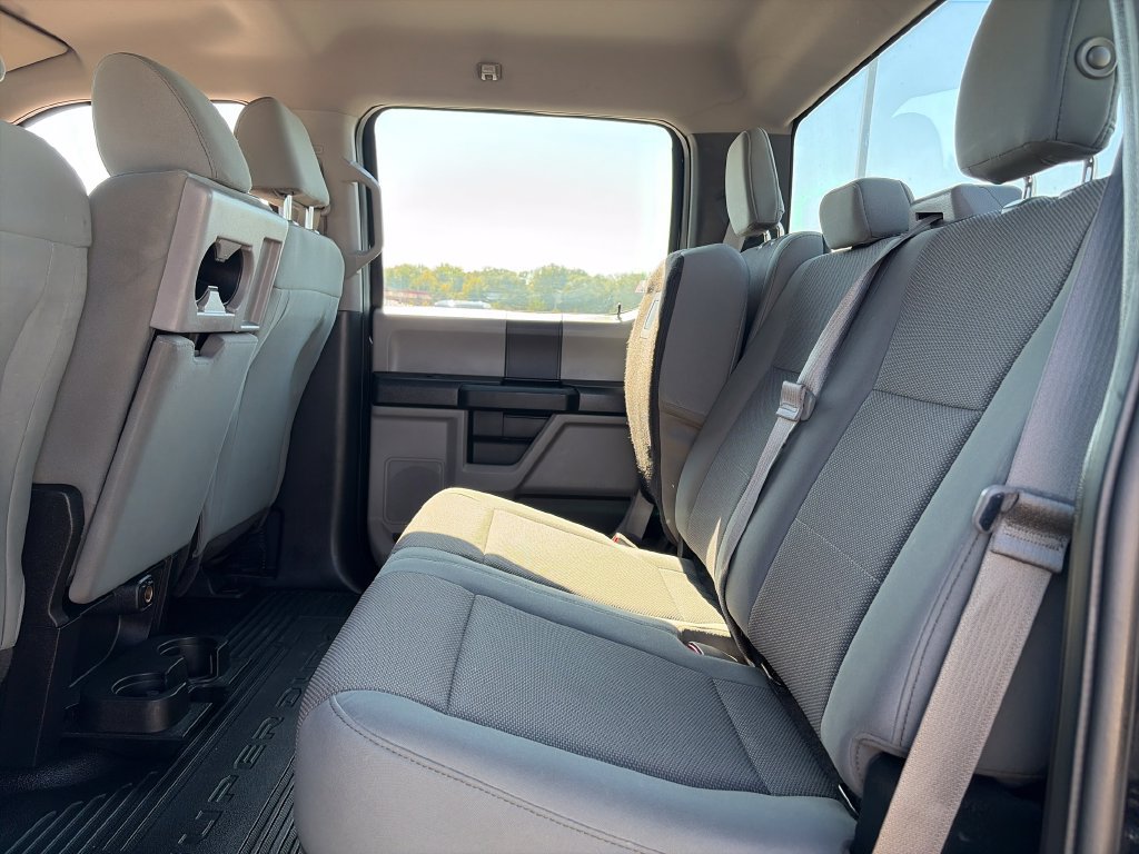 Used 2017 Ford F250 XL w/ Power Equipment Group AWD/4WD image 26
