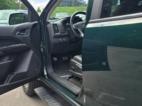 Used 2015 GMC Canyon SLT AWD/4WD image 13