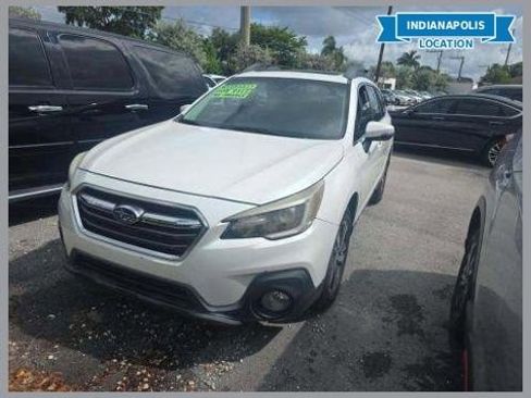 Used 2018 Subaru Outback 2.5i Limited image 1