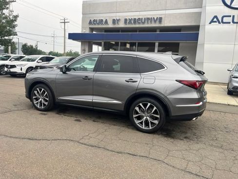 Used 2023 Acura MDX SH-AWD w/ Technology Package image 6