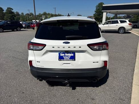 Used 2022 Ford Escape SE w/ SE Sport Appearance Package AWD/4WD image 5