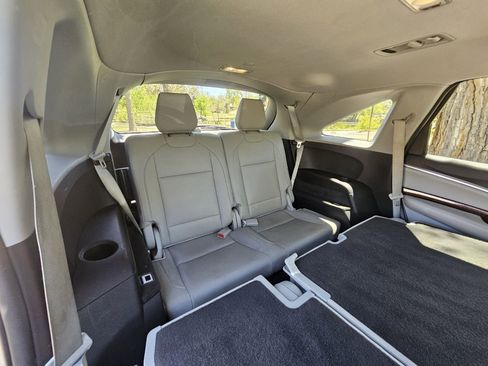 Used 2017 Acura MDX SH-AWD image 46