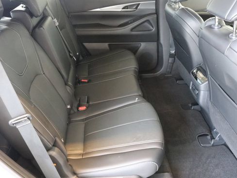 Certified 2023 INFINITI QX60 Luxe w/ Cargo Package AWD/4WD image 41