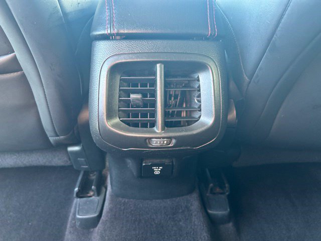 Used 2018 Jeep Cherokee Trailhawk w/ Comfort & Convenience Group AWD/4WD image 34