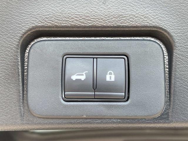 Used 2023 Nissan Rogue SV w/ SV Premium B Package AWD/4WD image 13