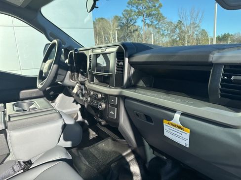 Used 2026 Ford F450 XL w/ XL Chrome Package image 30