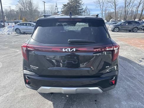 Used 2024 Kia Seltos S image 4