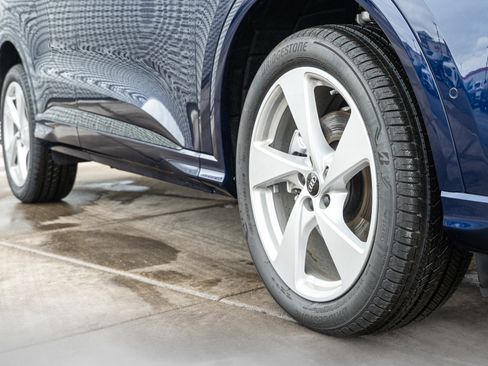 New 2025 Audi Q5 Premium Plus image 33