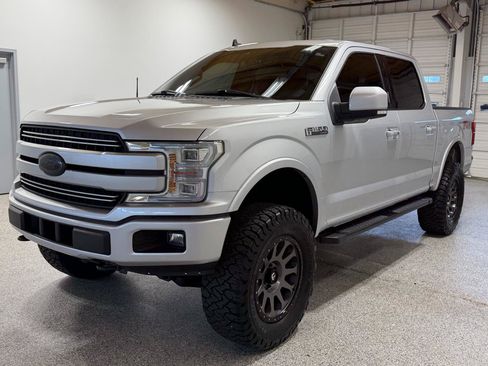 Used 2019 Ford F150 Lariat w/ Equipment Group 502A Luxury AWD/4WD image 8