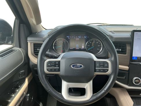 Used 2024 Ford Expedition Limited AWD/4WD image 12