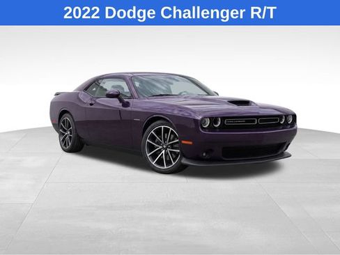Used 2022 Dodge Challenger R/T w/ Plus Package RWD image 2